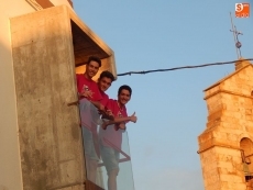 Foto 3 - Las peñas y los pregoneros toman el mando en la jornada inaugural de las fiestas