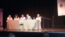 Foto 5 - El programa municipal Vitigudino Cultural presenta la novela de Salvador Vicente, ‘El perfil de...