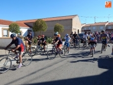 Foto 6 - Pistoletazo de salida a las fiestas a dos ruedas