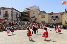 Foto 3 - Los paleos y el baile del cordón ponen la nota tradicional a un San Lorenzo con acento andaluz