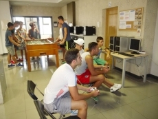 Foto 5 - Las fiestas se viven ya en la calle con los niños como protagonistas 