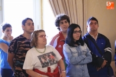 Foto 4 - Un grupo de 23 jóvenes con discapacidad intelectual visita el Ayuntamiento