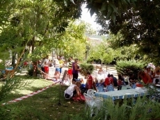 Foto 4 - Una animada comida popular pone el broche a las celebraciones 