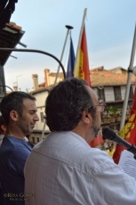 Foto 4 - Explosión de alegría para dar la bienvenida a las fiestas