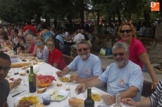 Foto 4 - Gigantesca paella en la jornada de cierre de las fiestas veraniegas