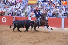 Foto 5 - Leonardo Hernández no para; sale en hombros con Moura en Guijuelo
