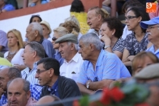 Foto 4 - Leonardo Hernández no para; sale en hombros con Moura en Guijuelo