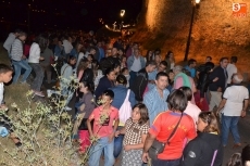 Foto 3 - Los fuegos artificiales iluminan la ciudad en una noche en la que también brilló el Parador