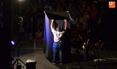 Foto 3 - ‘Calentamiento’ para la Feria con la actuación del Mago Toño