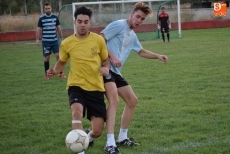 Foto 4 - Larrodrigo y Borussia del Tormes completan las semifinales