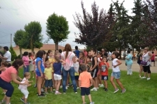 Foto 6 - Los más pequeños, protagonistas en el arranque de la Fiesta de la Patata
