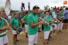 Foto 3 - Miles de personas se dan cita en el ‘Prao’ de Rocoso para ver el desenjaule 
