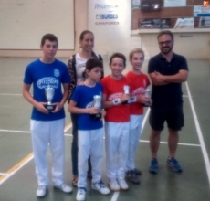 Foto 5 - Cabrerizo II y Arratíbel ganan a Sancho y Telletxea en el partido de pelota en Peñaranda