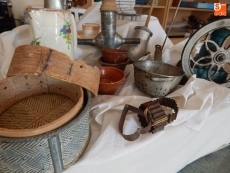 Foto 5 - La mujer y sus utensilios