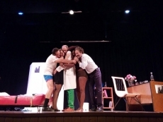 Foto 3 - El grupo Zaranda estrena con éxito ‘Lo que vio el mayordomo’