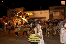 Foto 5 - Espectacular desfile de carrozas con miles de personas en las calles 