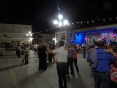 Foto 6 - La diversión sigue con pasodobles y el original lanzamiento del jamón