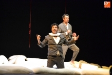 Foto 5 - Muchos dúos y unas expertas en artes circenses copan el ecuador de la Feria