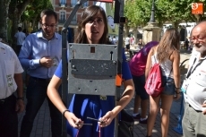 Foto 3 - La Corporación Municipal se lo pasa en grande en su visita al Divierteatro