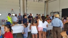 Foto 4 - El Parque de Bomberos abre sus puertas al público en una divertida jornada