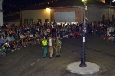 Foto 4 - La fiesta continúa con una paella para mil personas y los disfraces infantiles