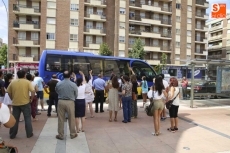 Los ni&ntilde;os de &lsquo;Vacaciones en Paz&rsquo; se despiden de la ciudad entre l&aacute;grimas