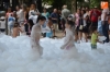 Foto 2 -  La Fiesta de la Espuma triunfa entre los pequeños bejaranos