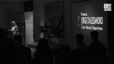 Foto 4 - La Fundación Manuel García Ramiro concede el Premio D'Alessandro al Perfumerías Avenida