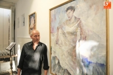 Foto 4 - La pintura de Jorge Orejudo ya luce en la Sala Polícroma de La Salchichería