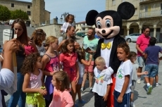 Foto 4 - Valientes pequeños recortadores se lanzan a la plaza ante los cuernos de los astados