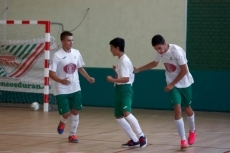 Foto 4 - La ‘Madrileña Albense’ salva un punto en el último minuto (4-4)