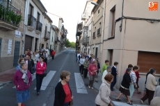 Foto 5 - Un centenar de fieles madruga para participar en el Rosario de la Aurora