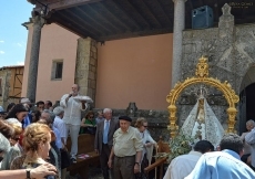 Foto 5 - De luces y oro, ofertorio condal a la Virgen de la Cuesta