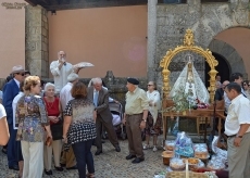 Foto 3 - De luces y oro, ofertorio condal a la Virgen de la Cuesta