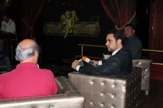 Foto 4 - Los intereses creados