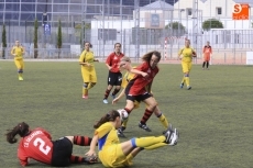 Foto 3 - El Salamanca FF no puede en el Vicente del Bosque con La Solana y cae 0-3