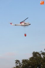 Foto 6 - Medios terrestres y aéreos controlan un fuego en Masueco