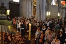 Foto 4 - El Obispo procede al envío de los agentes de evangelización como inicio del curso