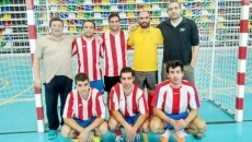 Foto 3 - Café Solo y Los Helechos se proclaman campeones en el pabellón de Aldeatejada