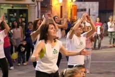 Foto 3 - Zumba solidaria con el alzheimer 