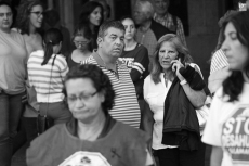 Foto 3 - Concentración de ‘Stop Desahucios’ para denunciar un suicidio en Santiago