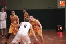 Foto 4 - Aquimisa Carbajosa vence con claridad el primer partido a la USAL