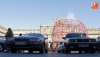 Foto 2 - La solidaridad protagoniza la concentración navideña de coches clásicos