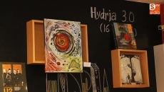 Foto 4 - La pintura de Maitri Martín llena la librería Hydria de colores cálidos