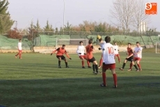 Foto 3 - El Santa Marta gana al Parquesol y el Pizarrales firma tablas en Burgos