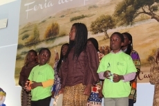 Foto 4 - El pregón y el I Certamen de Villancicos abren la Navidad en la Vía de la Plata