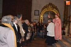 Foto 3 - La apertura del Pórtico del Perdón inicia en la Diócesis el Año Jubilar de la Misericordia