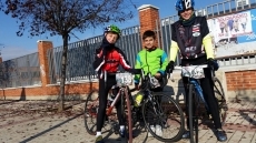 Foto 3 - Roberto Calvo alcanza el triplete en la Carrera del Pavo de Laguna de Duero