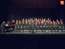 Foto 3 - Espectacular concierto con la Coral Polifónica y Pequeños Cantores del Coro Ciudad de Salamanca