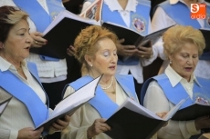 Foto 6 - Alumnos de la Universidad de la Experiencia organizan un festival navideño